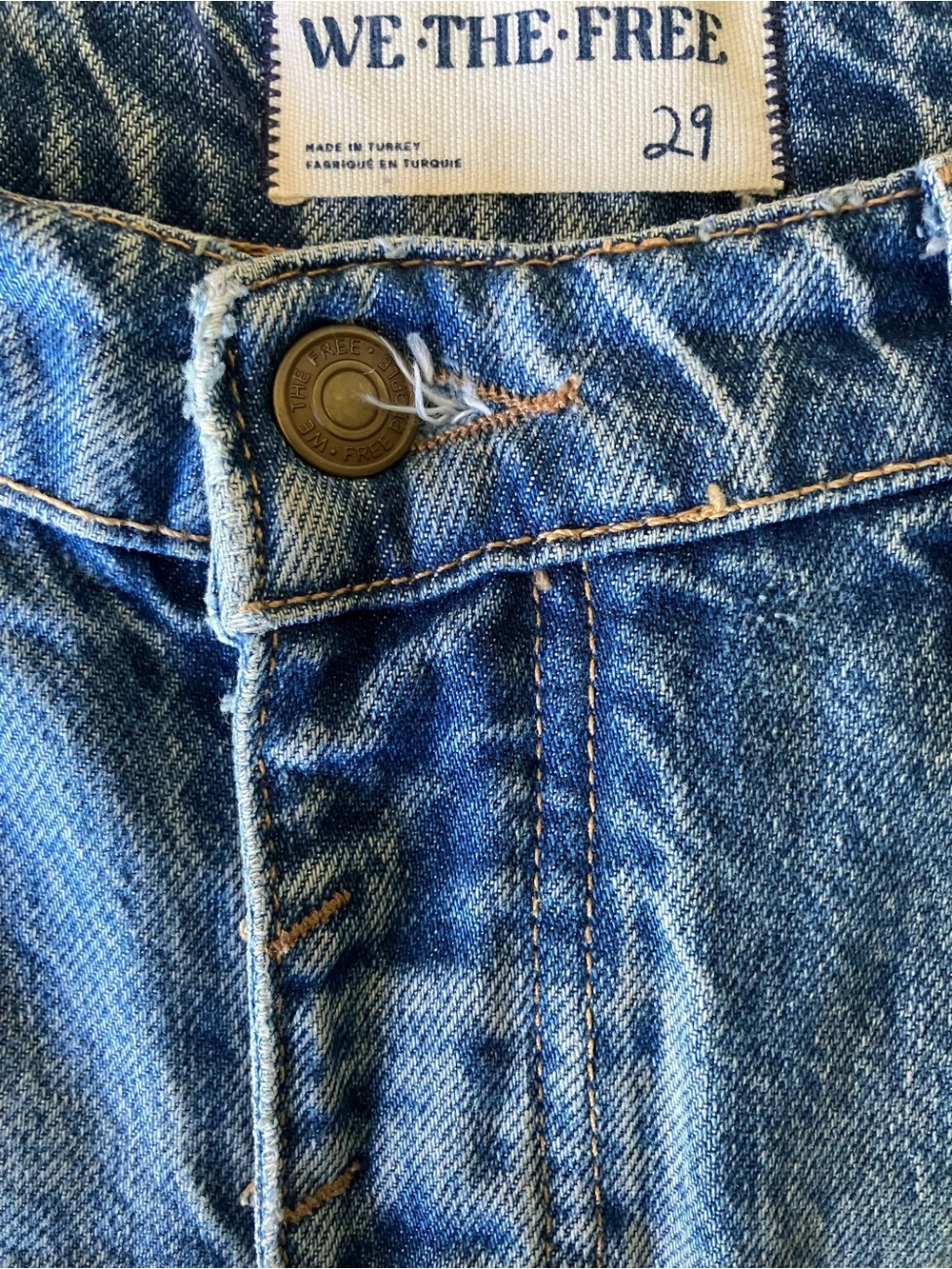 We The Free Good Luck Mid Rise Barrel Jeans Size 29 Medium Wash Wide Leg Denim - Picture 4 of 16